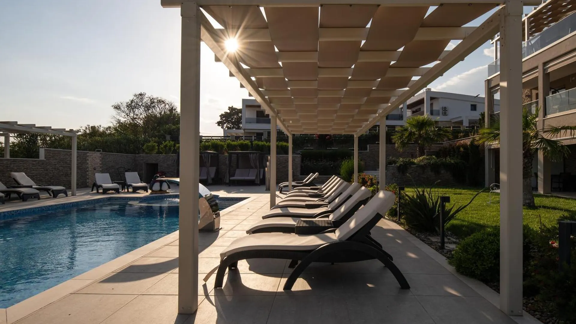 Villa Sara Nikiti  Hotel apartamentowy Nikiti (Sithonia)