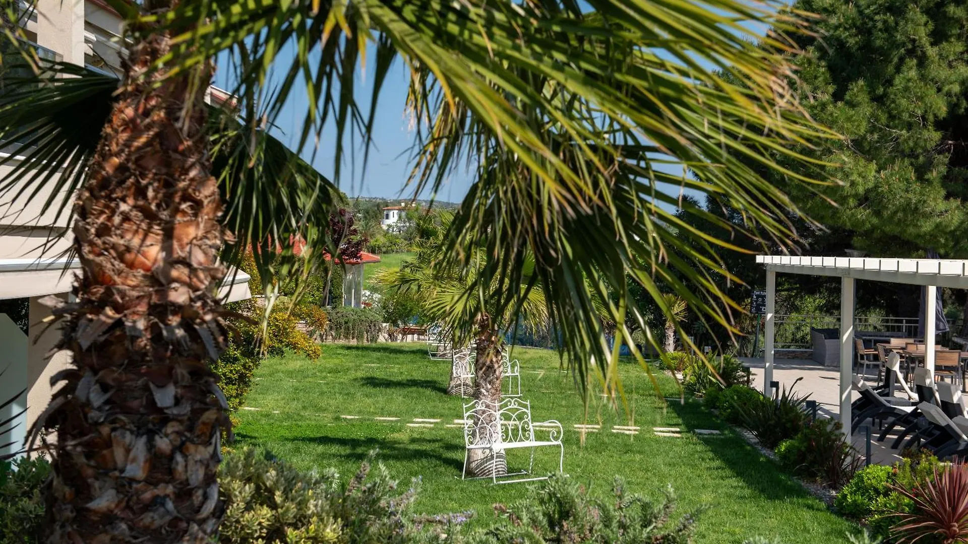 Aparthotel Villa Sara Nikiti  Griechenland